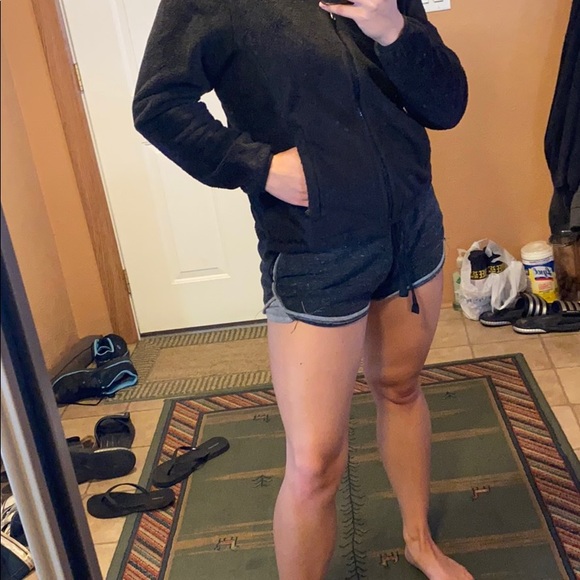 Black fleece north face jacket - Picture 3 of 9